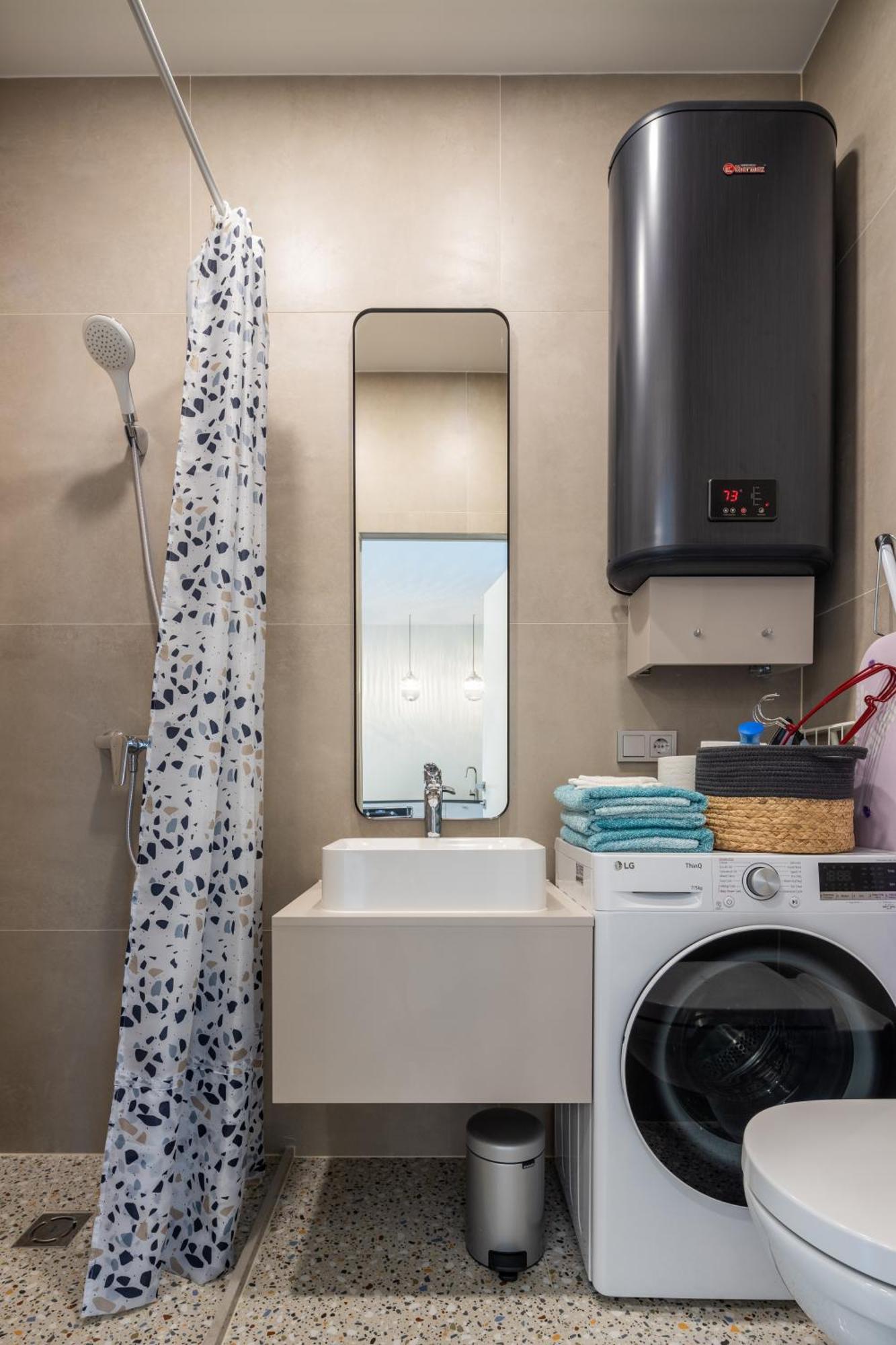 Green House Downtown Apartments With Private Free Parking And Bike Storage كلابيدا المظهر الخارجي الصورة